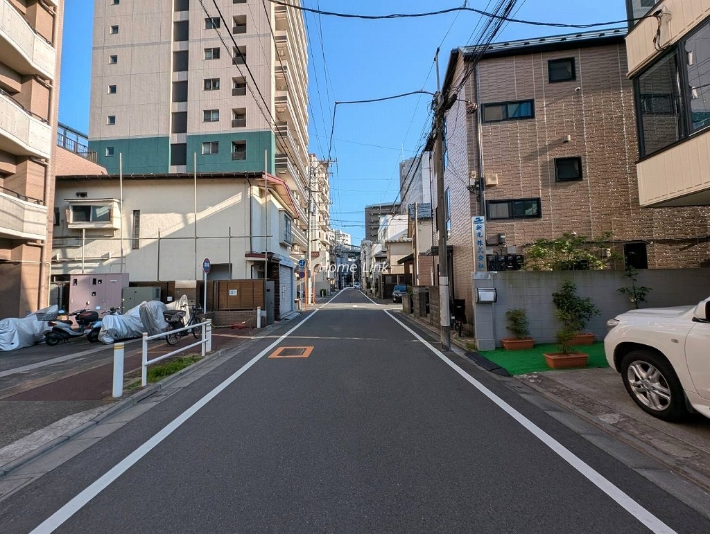 日神パレステージ大山　西側 前面道路